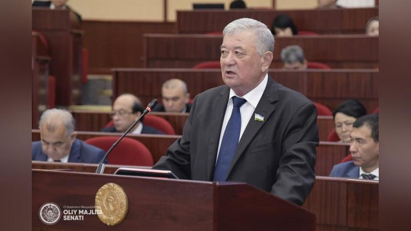 'Oliy Majlis Senati qo`mitasi rasi Qutbiddin Burxanov Zomin tumani SEO markazida yuz bergan holat bo`yicha ma`lumot berdi'ning rasmi