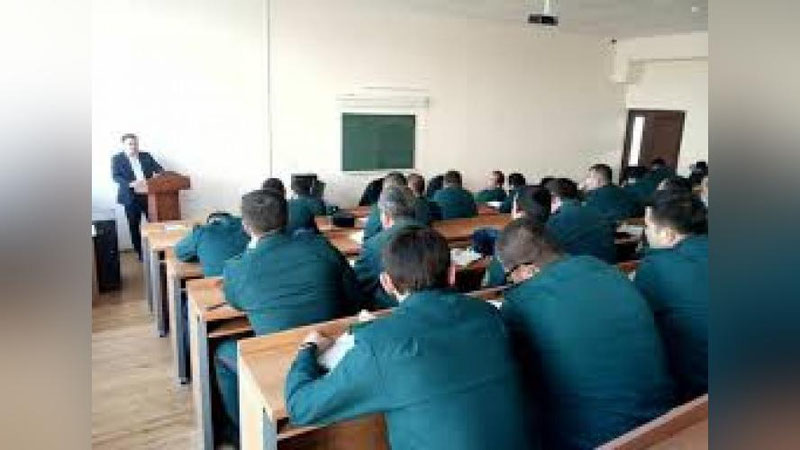 'Энди профилактика инспекторлари юридик йўналиши бор ОТМга ўқишга имтиҳонларсиз қабул қилиниши мумкин'ning rasmi