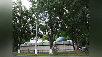 Изрображение 'В сквере у «Голубых куполов» планируется построить комплекс «Истиклол»'