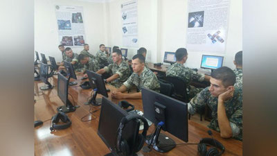 '​Askar kitobxonlar bellashdi'ning rasmi