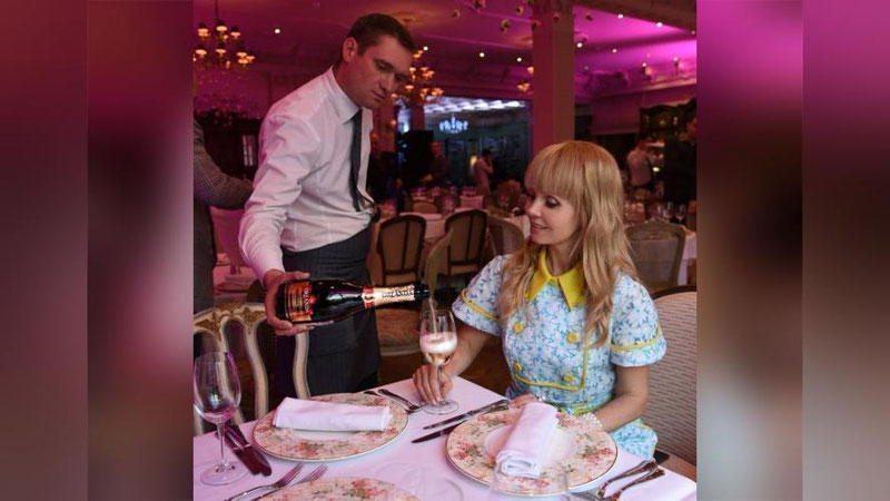 '​Rossiyalik xonanda Valeriya 49 yoshga to`lganini nishonladi (foto)'ning rasmi
