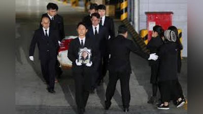 'Qor bo`roni ostida halok bo`lgan alpinistlarning jasadi o`z vatanlariga olib kelindi'ning rasmi