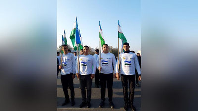 'O`zbekiston Respublikasi bayrog`ining 27 yillik tantanasi Farg`ona shaharda keng nishonlanmoqda'ning rasmi