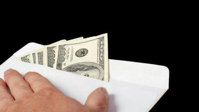 'Quva tumani hokimining o`rinbosari va kadastr xodimi pora bilan ushlandi'ning rasmi