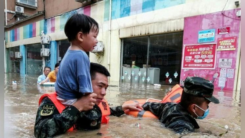 'Pekin misli ko`rilmagan suv toshqiniga duch keldi (video)'ning rasmi