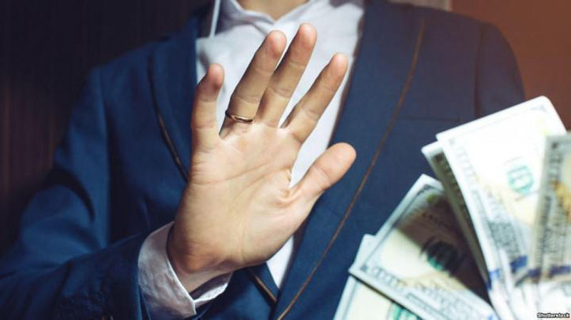 'Jizzaxda tergovchiga pora taklif qilgan shaxsga nisbatan jinoyat ishi qo`zg`atildi'ning rasmi