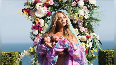 Изрображение 'БЕЙОНСЕ ВПЕРВЫЕ ПОКАЗАЛА СВОИХ БЛИЗНЕЦОВ'