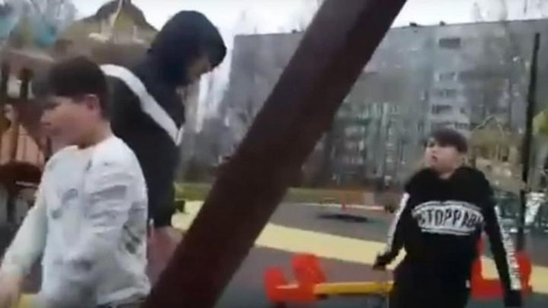 'Peterburgda o`zbekistonlik IIB faxriysi yosh bolaning qo`lini sindirib qo`ydi (video)'ning rasmi