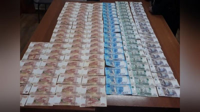 'Naqd xorijiy valyutalarni yashirincha olib o`tishga urinish  fosh etildi'ning rasmi