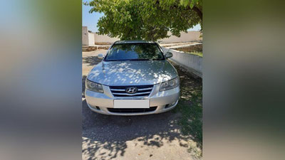 'MIB qarzdorning avtomashinalarini xatladi'ning rasmi