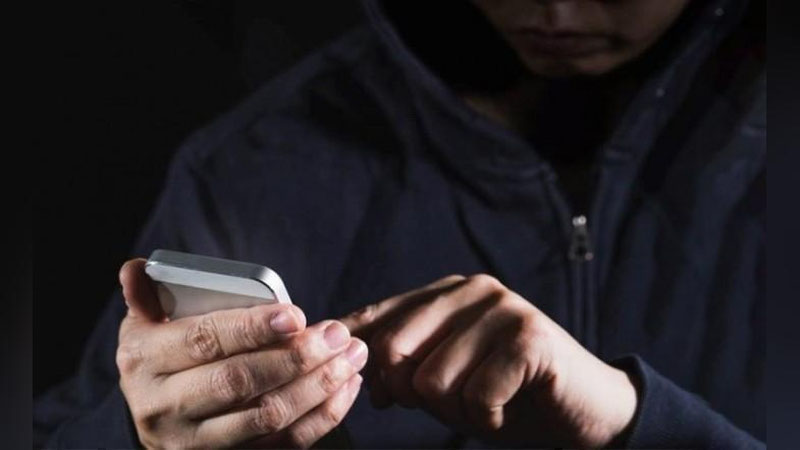 '“Telegram”da soxta “PUBG” akkaunt sotish bilan fuqarolarni chuv tushirib yurgan qashqadaryolik fuqaro qo`lga olindi'ning rasmi