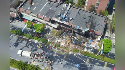 Изрображение 'МОЩНЫЙ ВЗРЫВ ГАЗА В КИТАЙСКОМ ХАНЧЖОУ ПОПАЛ НА ВИДЕОКАМЕРЫ'