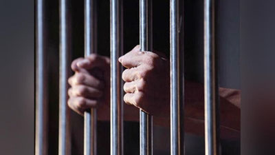 'Mastlikda ulfatini o`ldirmoqchi bo`lgan erkakka hukm o`qildi'ning rasmi