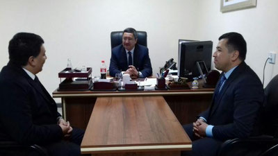 '«Adolat» SDP Toshkent shahar Kengashi raisipediatriya tibbiyot institutidagi partiya a`zolari bilan uchrashdi'ning rasmi