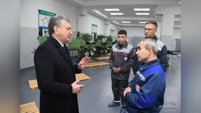 'Prezident “Ishga marhamat” mono-markazi faoliyati bilan tanishdi'ning rasmi