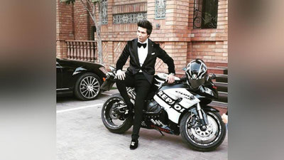 '"Ummon" guruhining yakkaxoni Zohid uylandi! (foto+video)'ning rasmi