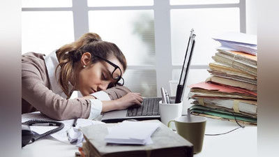 'Tez charchаsh, terlash va ozish jiddiy kasallik alomatimi?'ning rasmi