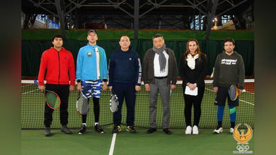 'Poytaxtdagi tennis musobaqasida 70 yoshga bo`lgan raketka ustalari ishtirok etishdi'ning rasmi