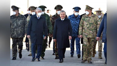 Изрображение 'Президент Узбекистана побывал на горном военном полигоне "Фориш" (фото)'