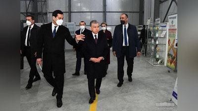 'Shavkat Mirziyoev: "Bu korxona - tarixiy an`analarning sanoat darajasida qayta tiklanishi" (foto)'ning rasmi