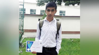 '11-sinf o`quvchisi AQShning nufuzli universitetidan 132 ming AQSh dollar miqdorida taklif oldi'ning rasmi