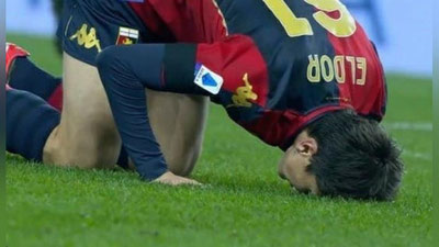 'Eldor Shomurodov jarohat olgani sabab "Napoli"ga qarshi o`yinni o`tkazib yubordi'ning rasmi