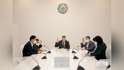 'Toshkent shahar hokimligi o`z tizimida yig`ilishlar va  majlislar o`tkazishni vaqtinchalik chekladi'ning rasmi
