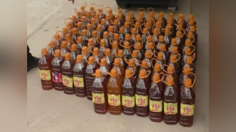 'Qamashi tumanida qo`lbola usulda ishlab chiqarilgan paxta yog`i mahsulotining muomalaga kiritilishining oldi olindi'ning rasmi