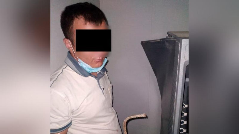 'Samarqandda bankomatni o`marmoqchi bo`lgan shaxs qo`lga olindi'ning rasmi