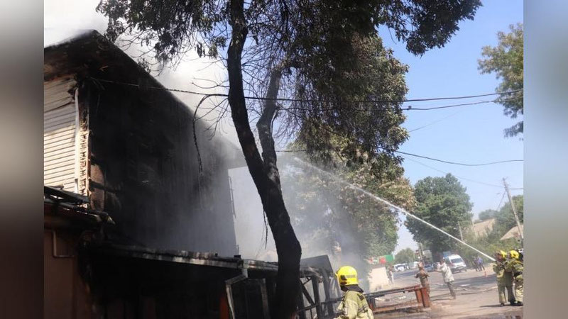 Изрображение 'В Ташкенте сгорел ресторан мексиканской кухни (видео)'