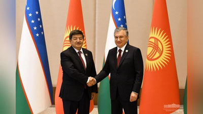 'Qabul davom etadi: Shavkat Mirziyoev Toshkentga tashrif buyurgan Qirg`iziston delegasiyasi rahbarini qabul qildi'ning rasmi
