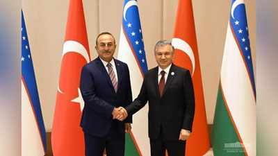 'O`zbekiston Prezidenti Turkiya delegasiyasi bilan uchrashuv o`tkazdi'ning rasmi