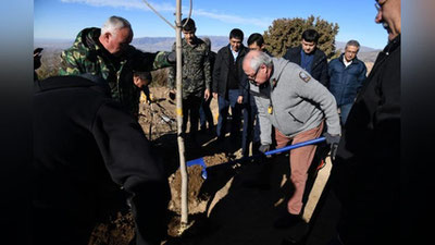 Изрображение 'В Ташкентской области заложен "Сад дипломатов" (фото)'