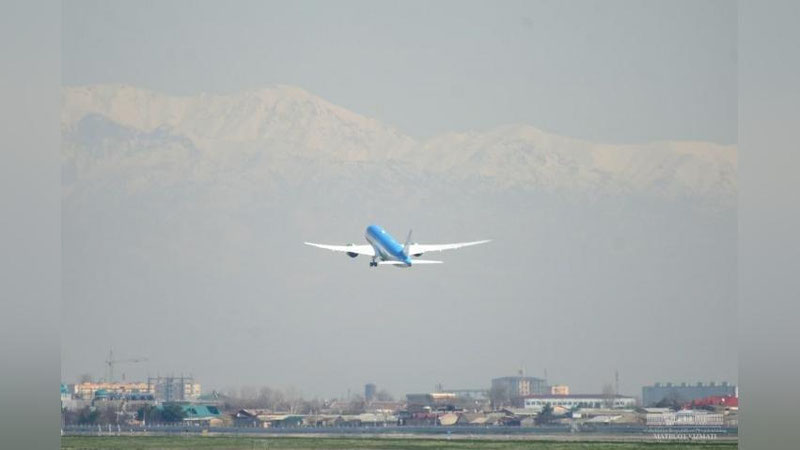 'Президент Покистонга жўнаб кетди'ning rasmi