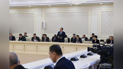 'Бир ой ичида ўзгариш қилмаган ҳудуд раҳбари ва олийгоҳ ректори ишдан олинади — Президент'ning rasmi