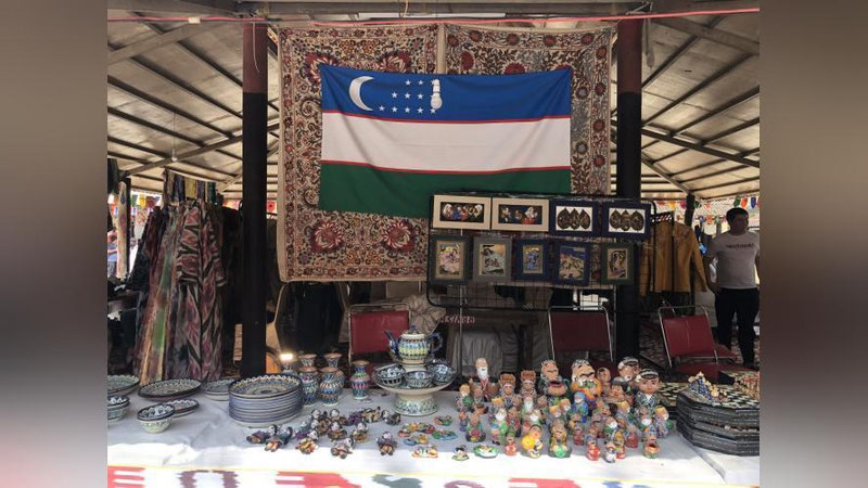 Изрображение 'Узбекистан представлен на фестивале традиционных видов ремесел в Индии'