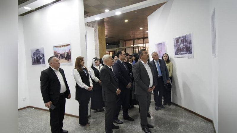 Изрображение 'Выставка про жизнь евреев в Узбекистане открылась в Государственном музее истории'