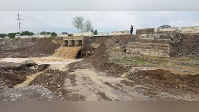 'Наманганда янги қурилган кўприкни сел ювиб кетди'ning rasmi