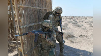 'Ўзбекистон ва Тожикистон ҳарбийлари чегарани бузиб кирмоқчи бўлган шартли душман тўдаларини йўқ қилди'ning rasmi