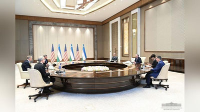 'O`zbekiston Prezidenti  AQSh delegasiyasini qabul qildi'ning rasmi