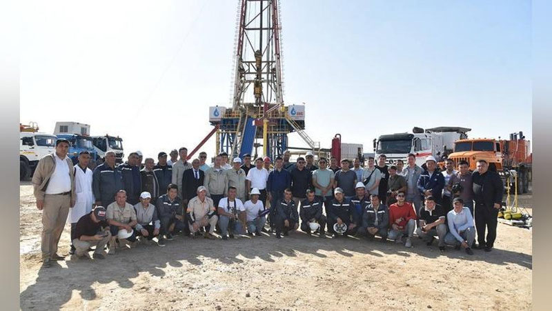 '“Ўзбекнефтгаз”: Маҳаллий ишлаб чиқарувчилар, журналист ва блогерлар иштирокида “Зеварда” конида бурғилаш, қазиб чиқариш ва қайта ишлаб чиқариш корхоналари эҳтиёжлари учун тақдимот тадбири ўтказилди'ning rasmi