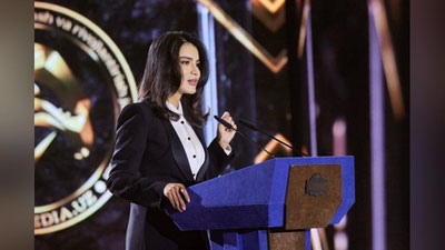 'O`qituvchilarga qo`shimcha ishlarni yuklaydiganlarni jazolovchi qonun qabul qilinadi'ning rasmi