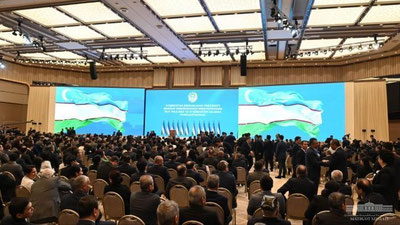 Изрображение 'Президент Шавкат Мирзиеёв в эти минуты обратится с посланием Олий Мажлису'