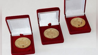 'Sarhisob. 2022 yilda 11 275 nafar bitiruvchi oltin va kumush medallar bilan taqdirlandi'ning rasmi