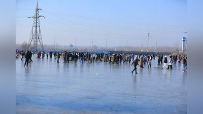 Изрображение 'МЧС предостерегло граждан от катания на замерзших озерах и реках'