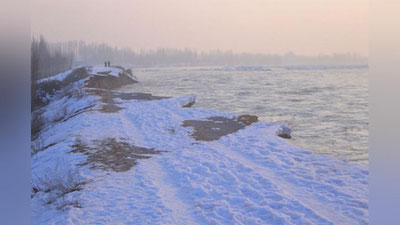 'Norin daryosi qirg`oqlari emirilayotgani aytildi (video)'ning rasmi