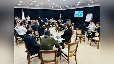 '“Zamonaviy maktab liderlar nigohida” loyihasi doirasida seminar-treninglar bo`lib o`tmoqda'ning rasmi