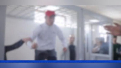 'Toshkentda 248 kishini "mashina olib beraman" deb aldab, 12 mlrd. so`mga "uxlatgan" firibgarlar sud zalida ham "tomosha qo`ydi" (video)'ning rasmi