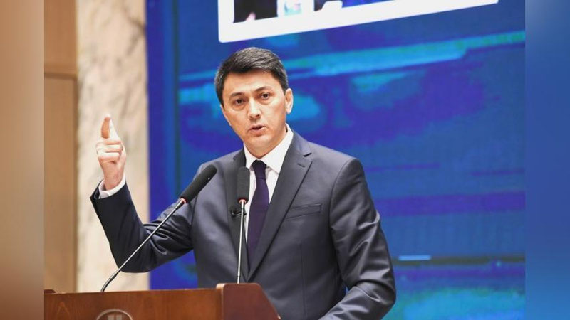 'Tibbiyotda "superkontrakt"ni olib tashlash bo`yicha hukumatga taklif kiritganmiz — Sog`liqni saqlash vaziri'ning rasmi