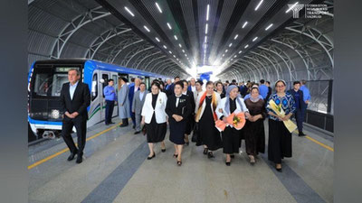 Изрображение 'Минтранс: начались пассажирские перевозки на новых станциях надземного метро'